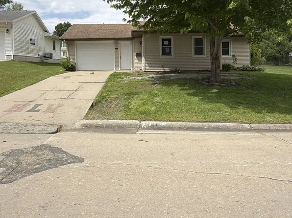 611 Washington St, Victor, IA 52347