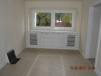 5th image of 4685 E Illinois Ave
