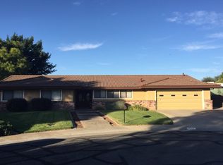 8600 Hume Ct, Elk Grove, CA 95624