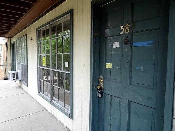 FRONT OF CONDO