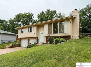 2318 N 143rd St, Omaha, NE 68164