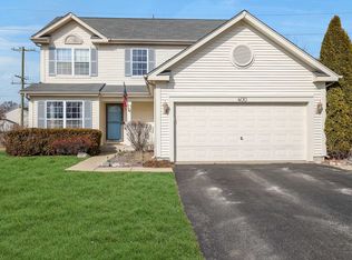 400 Talismon Dr, Crystal Lake, IL