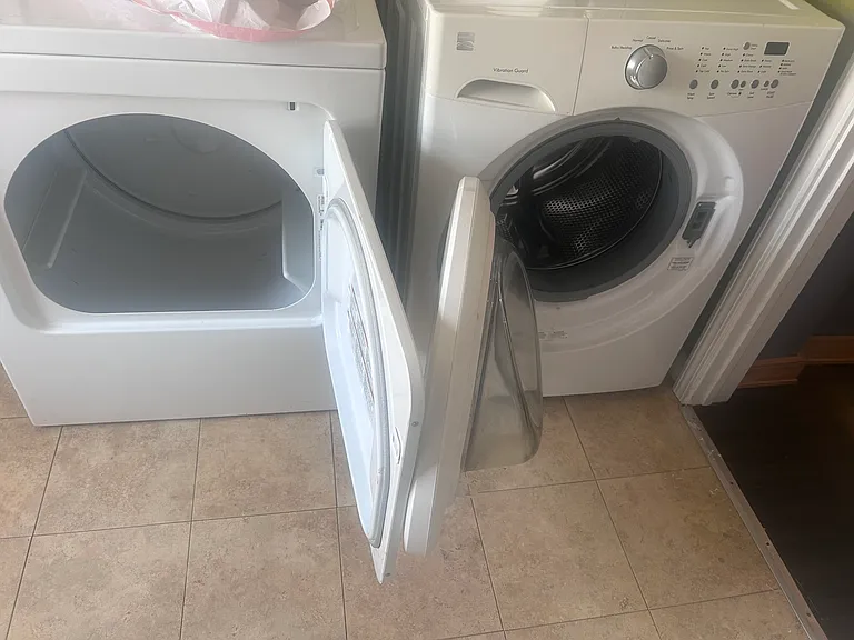 Washer/dryer in unit