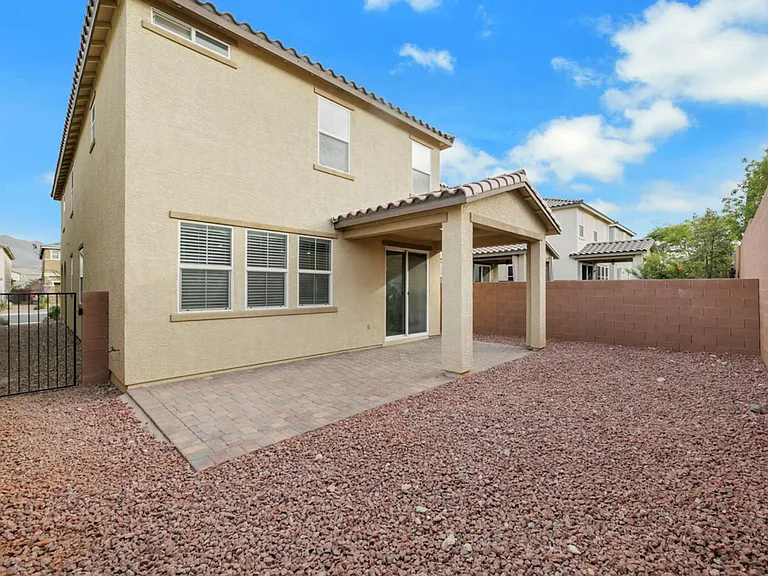 2809 Falling Mist St — Photo 17