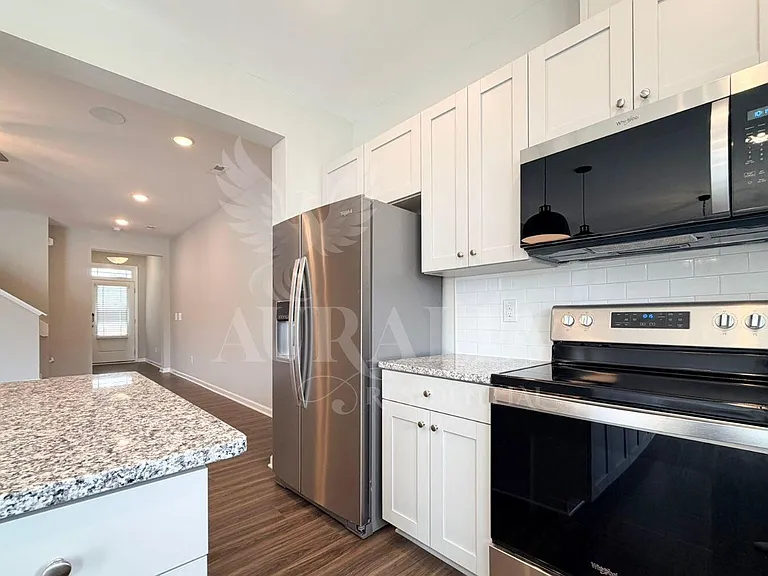 111 Lennei Ln — Photo 11