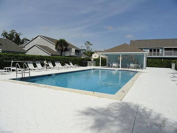 3rd image of 1550 Trafalgar Ln #D-101