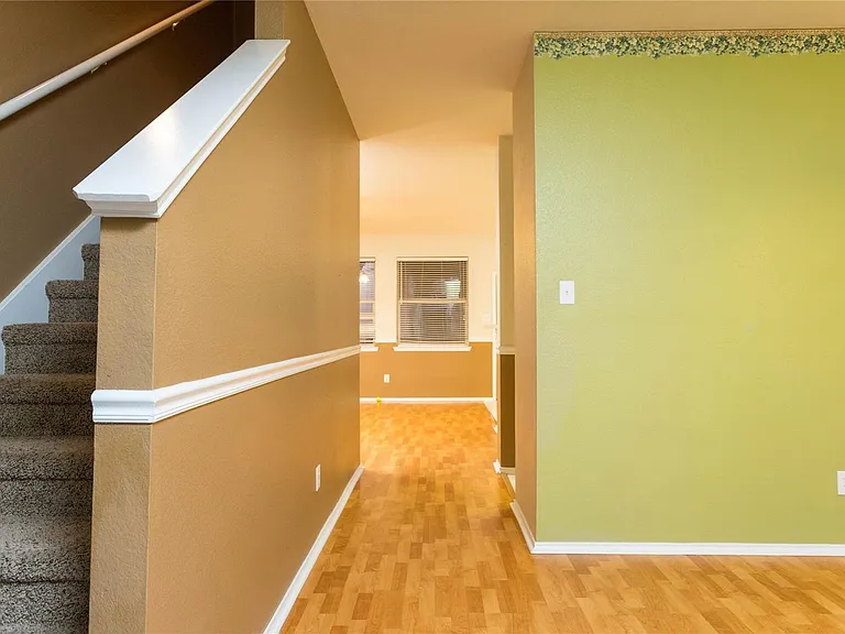 1305 Auburn Dr — Photo 18