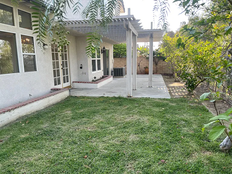 2985 Amber Dr — Photo 23