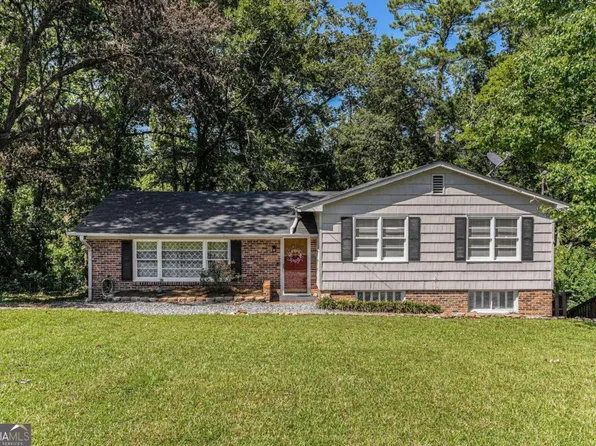 2983 Woodhaven Cir, Macon, GA 31204