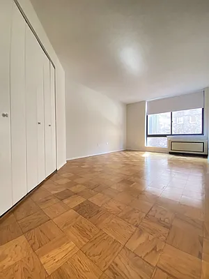 Rented by Douglas Elliman | media 22