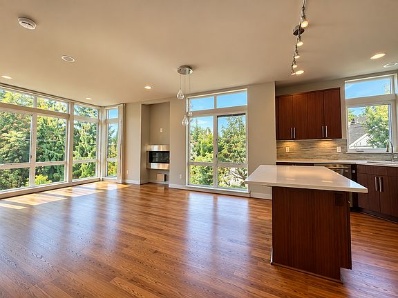 4th image of 1844 11th Ave W #A