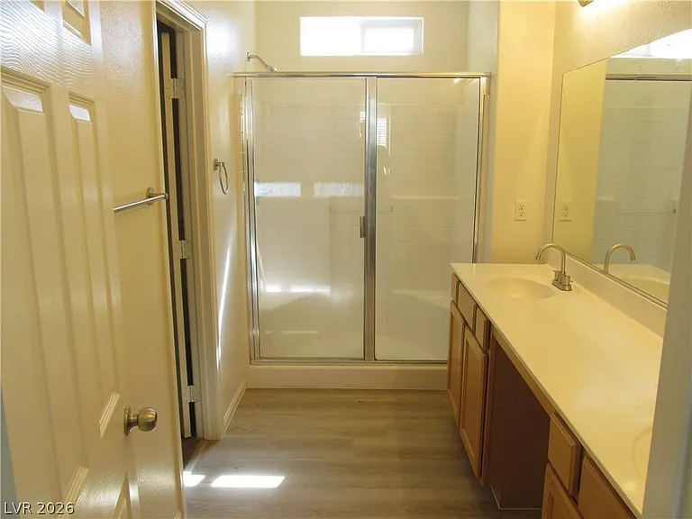 7471 Nicklin St — Photo 17