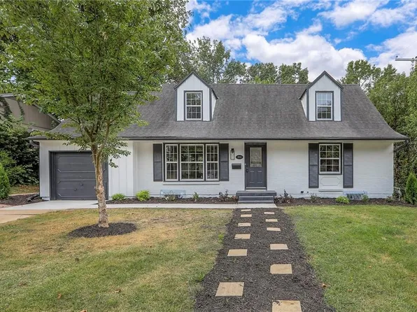 3813 NE 50th St, Kansas City, MO 64119