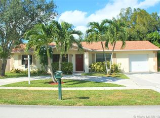 12461 SW 10th Ct, Davie, FL 33325