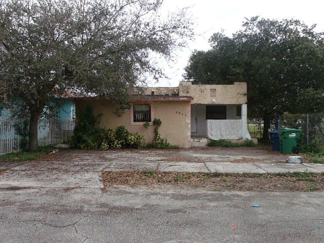 1st image of 4311 NW 31st Ct