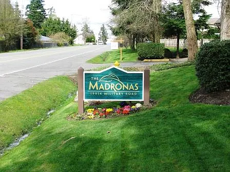 Madronas Apartments