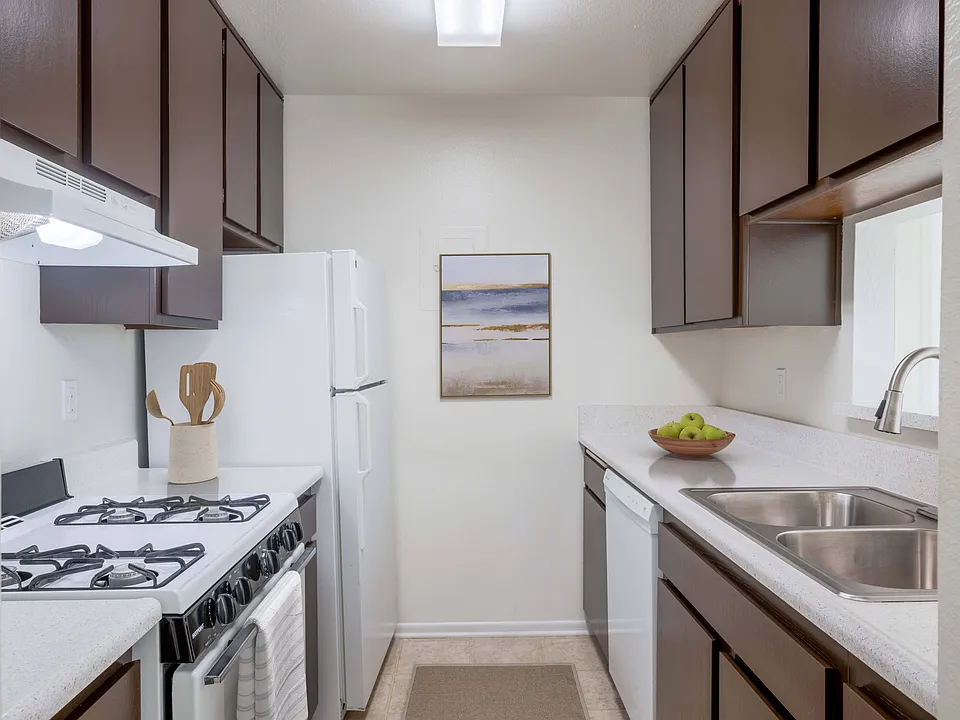 Oceanwood Apartments