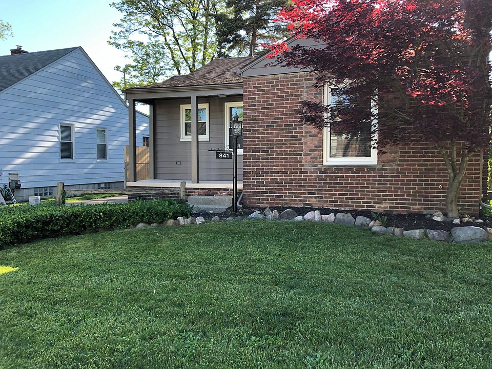1st image of 841 Farmdale St