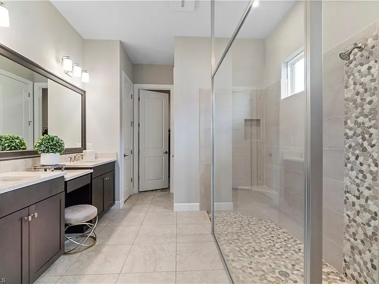 15312 Motta Way — Photo 8