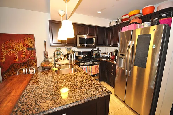 Rented by Corcoran | media 51