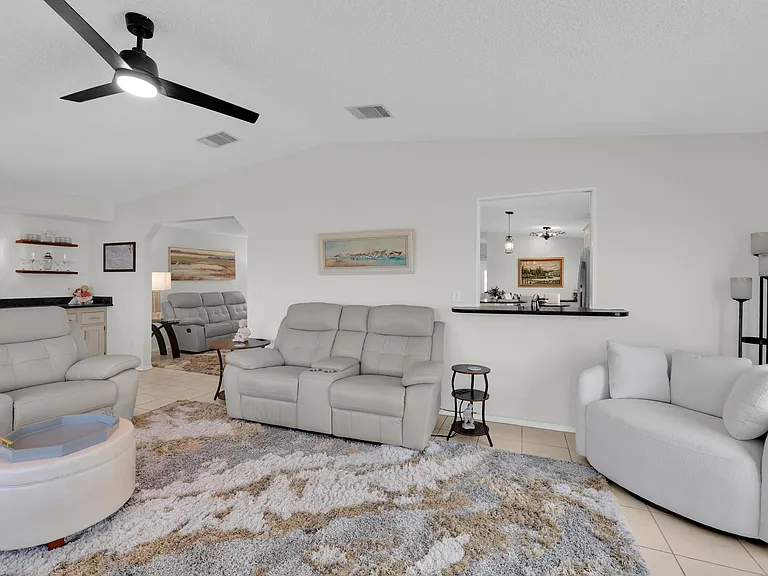 3416 Feriwinkle Ct — Photo 11