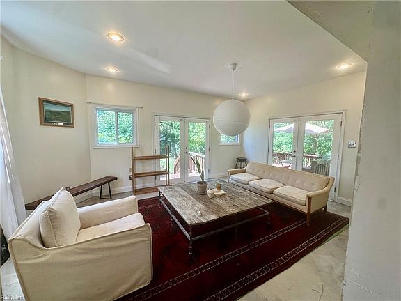 5th image of 6513 Hagueman Dr