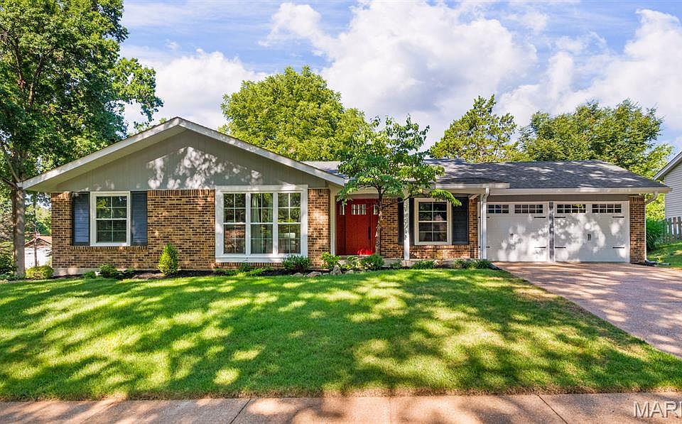 1st image of 14 Treehill Ct