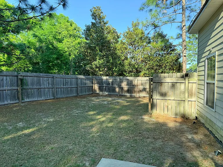 4901 Liberty Cir — Photo 28