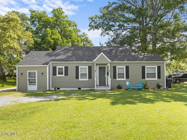 206 Sherwood Road, Jacksonville, NC 28540