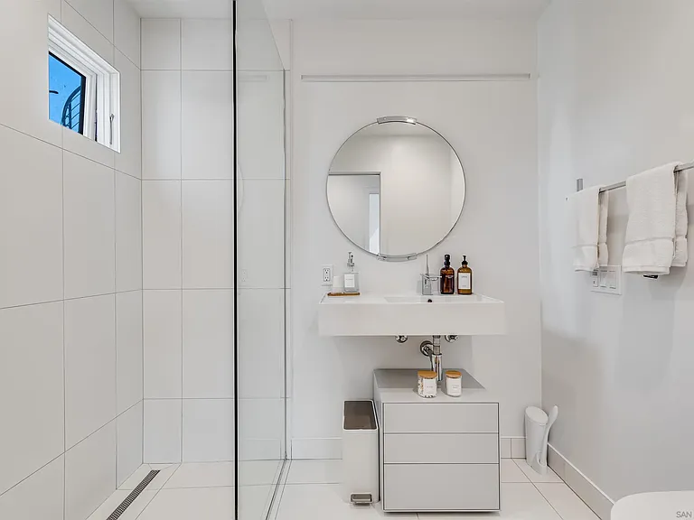 7135 Olivetas Ave — Photo 36
