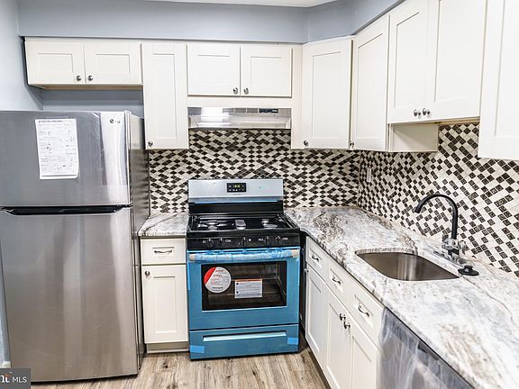 3rd image of 7510 E Roosevelt Blvd