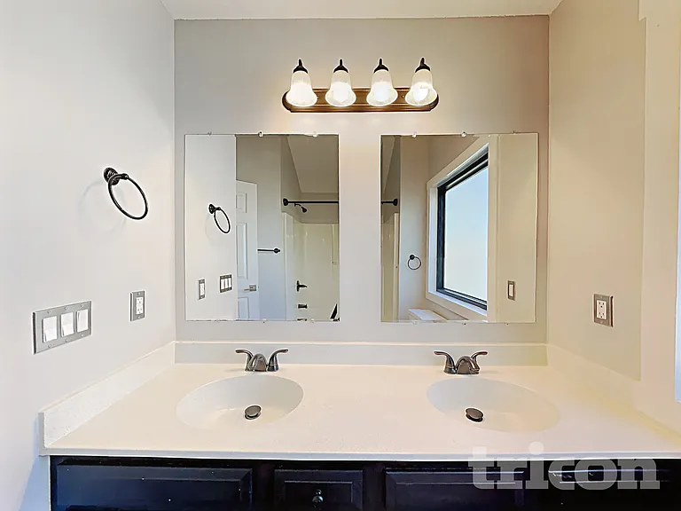 511 Lisa Carol Dr — Photo 9