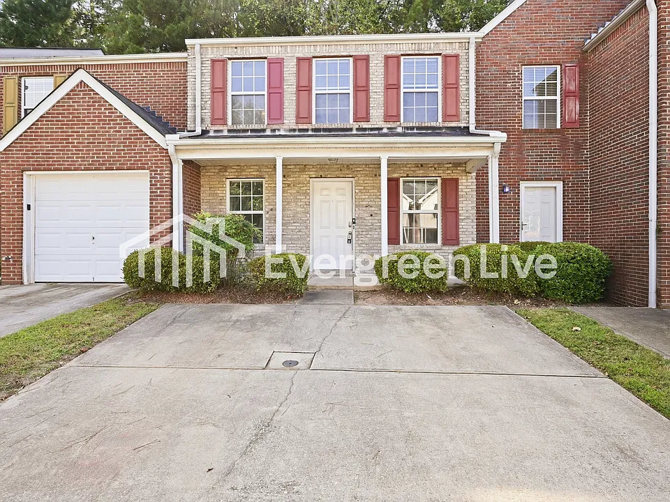 1535 Eastern Sunrise Ln