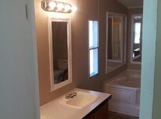 314 S 1st St, Sterling, KS 67579
