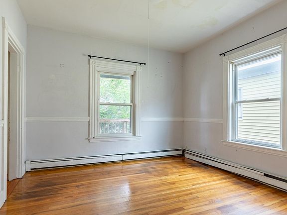 5th image of 59-61 Hillside St #3X