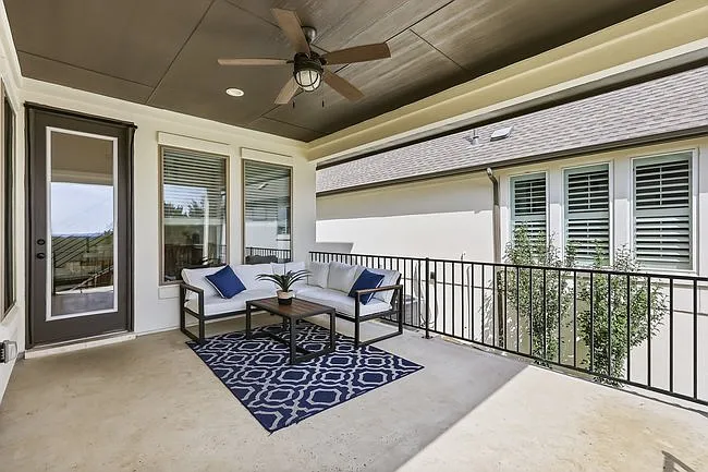6717 Liberty Grotto Ct — Photo 41