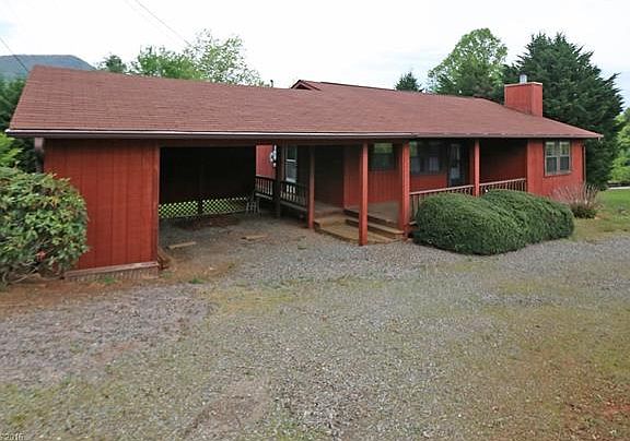 3rd image of 121 Midland Dr