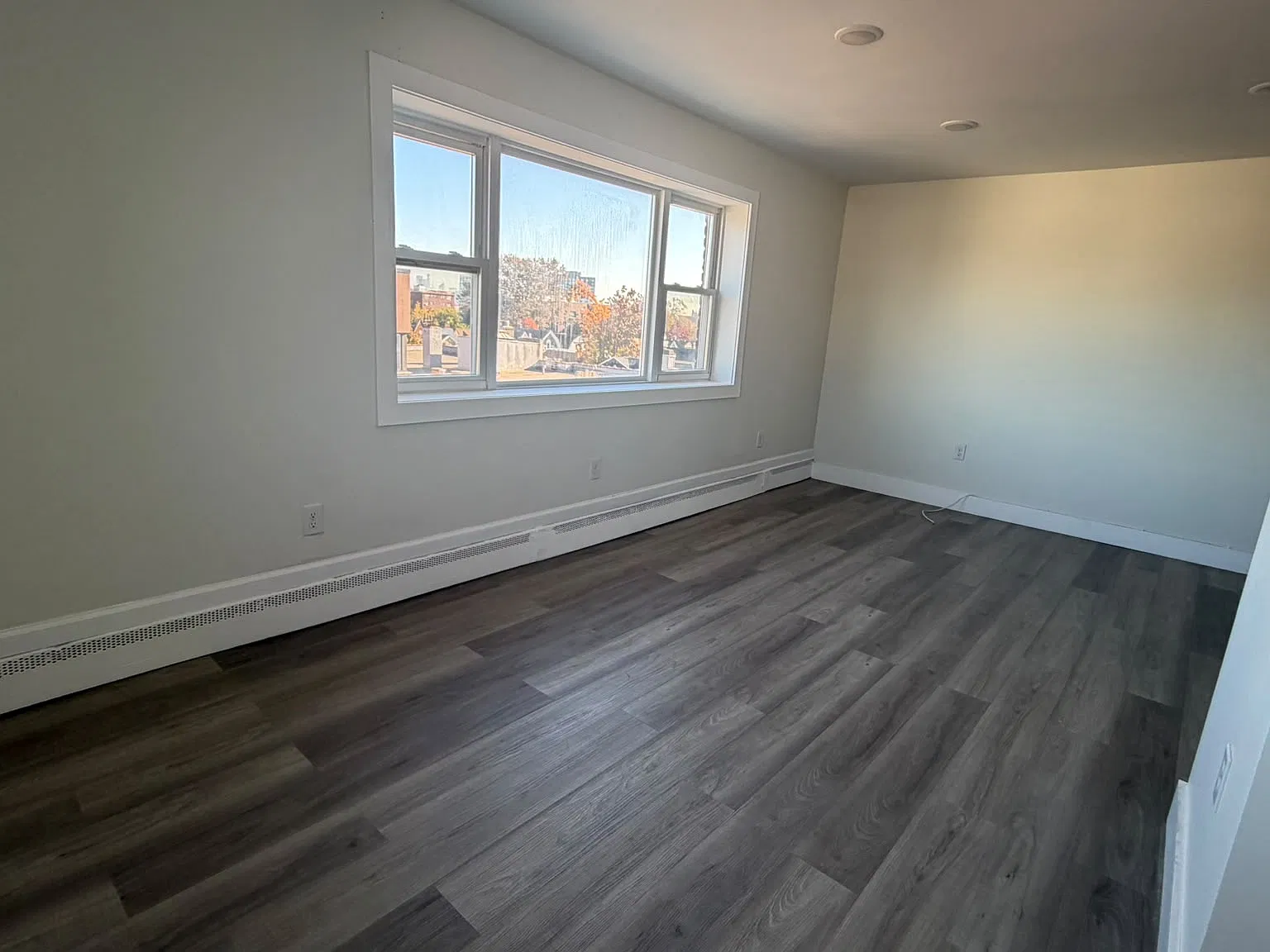 Studio, 550 sqft, $1,625 — Photo 2