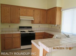 8767 Summer Pointe Dr, Elk Grove, CA 95624