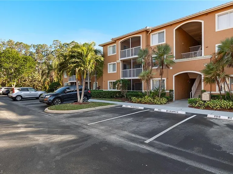 1835 Florida Club Cir #3103 — Photo 2