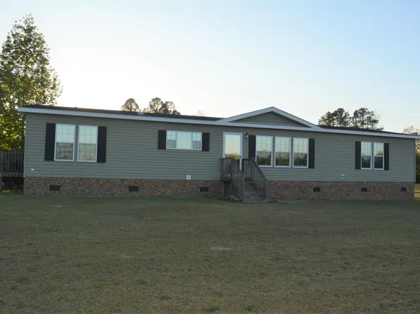 1976 Spring Hill Rd, Gilbert, SC 29054