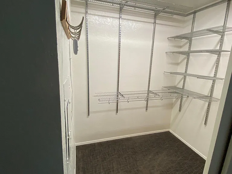 Plenty of closets!