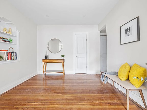 3rd image of 657 E 26th St APT 3R
