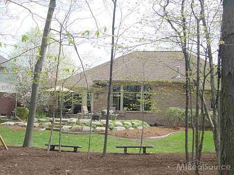 5th image of 42935 Tonquish Dr