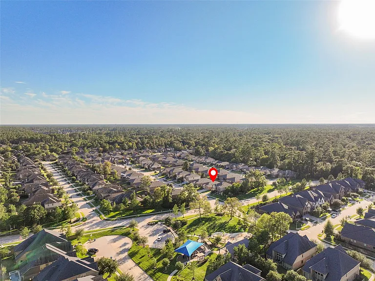 138 Meadow Grove Dr — Photo 5
