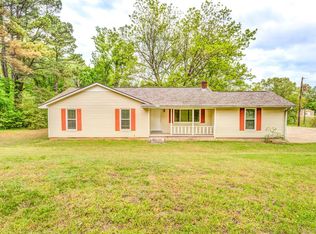 6125 Warren Rd, Oakland, TN 38060
