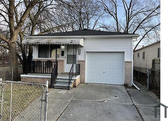 1st image of 4269 13th St