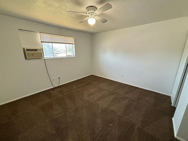 3359 W 4100 S — Photo 4