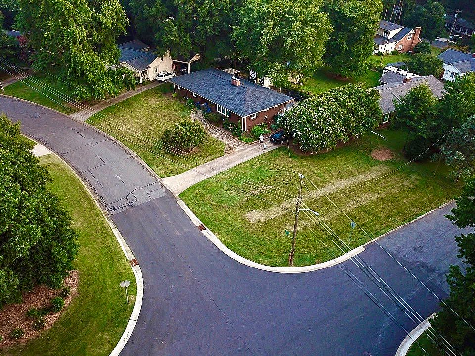 1300 Bevis Dr, Charlotte, NC 28209 | Zillow
