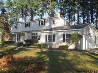 48 Par Del Rio, Clifton Park, NY 12065